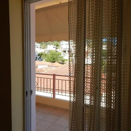 Angela's With Beautiful Balcony View
