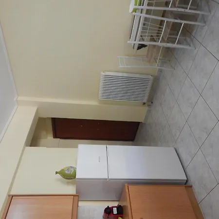 Angela's With Beautiful Balcony View Apartment